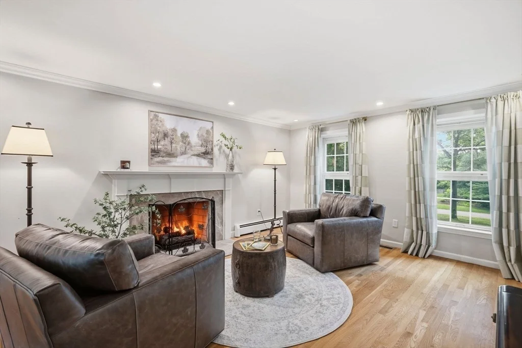Photo of 4 Juniper Ln