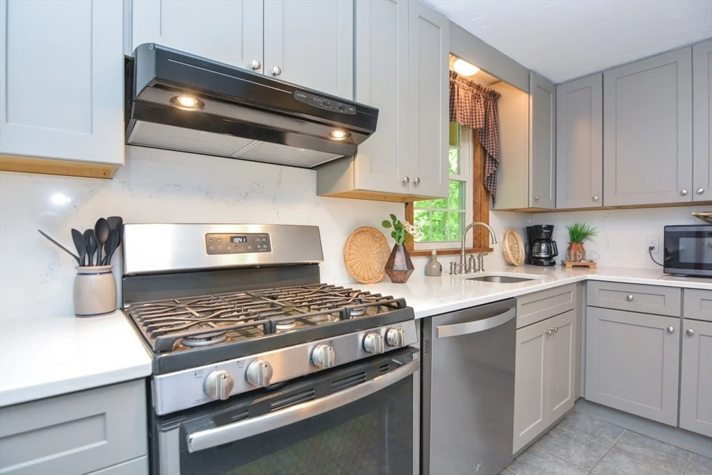 Photo of 33 Rockmeadow Rd Ext