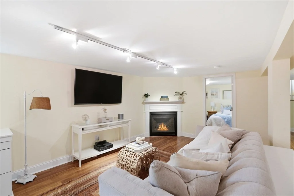 Photo of 252 Washington St