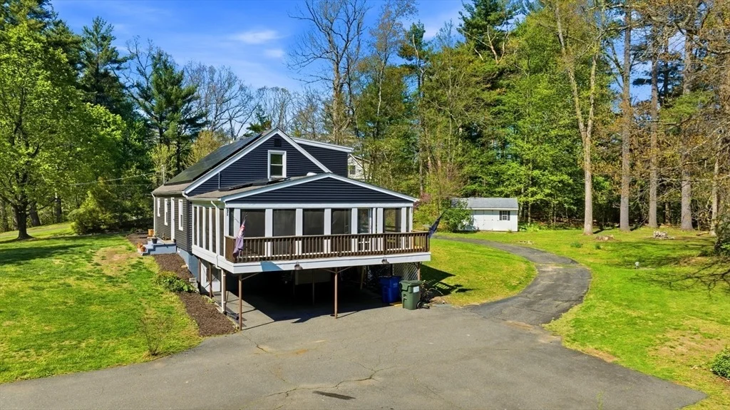 Photo of 77 Carmody Rd