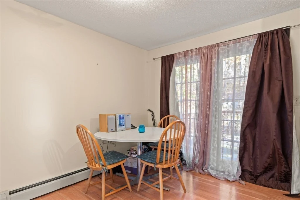Photo of 73 Deerfield Rd