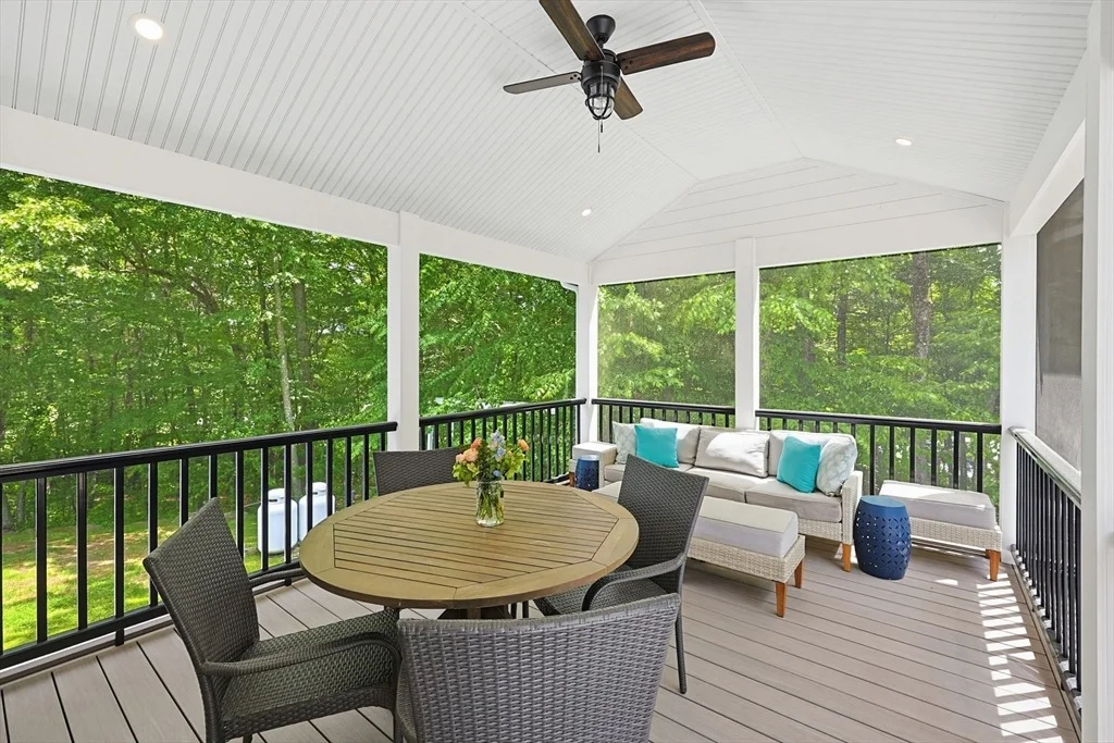 Photo of 1 Leone Ln