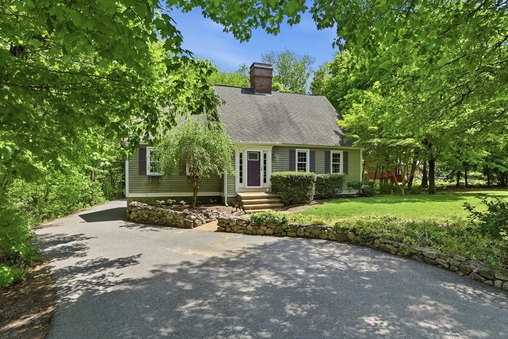 Photo of 123 Sugar Rd