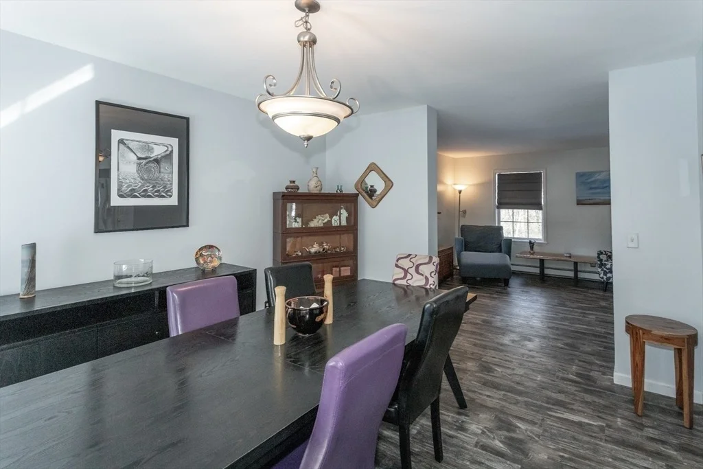 Photo of 497 Riverside Dr