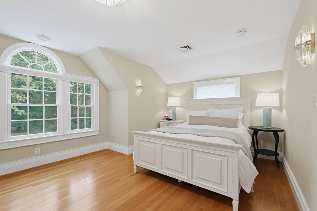 Photo of 457 Hanlon Rd
