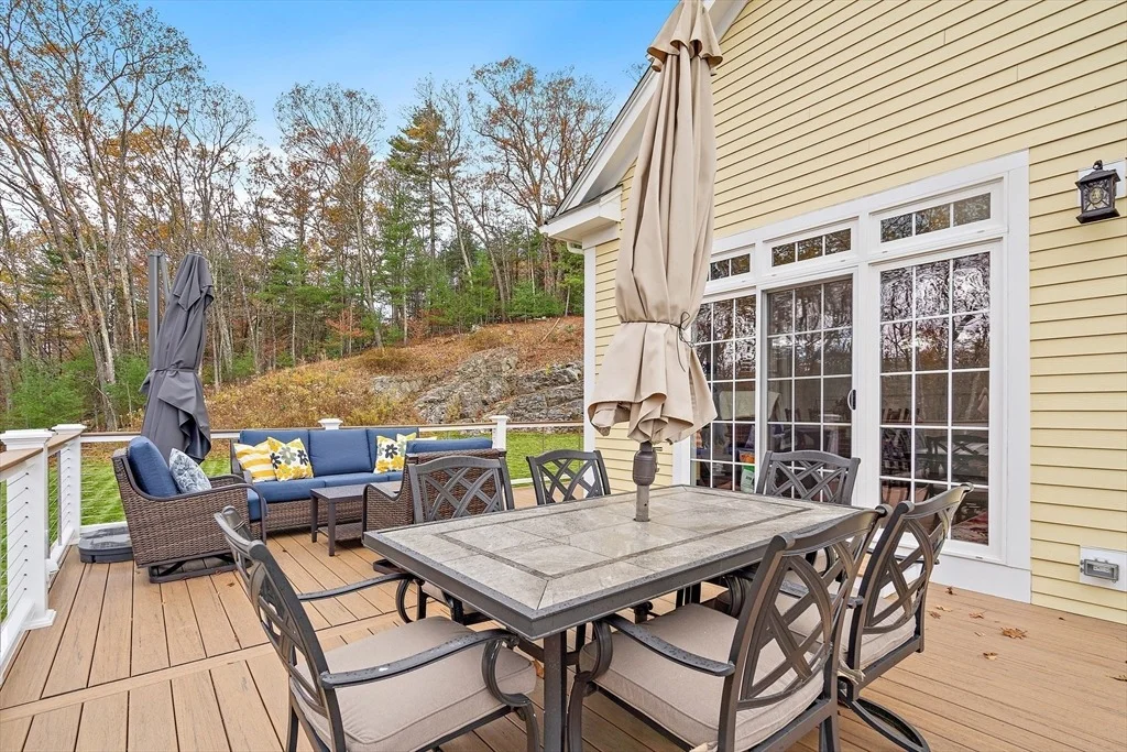 Photo of 25 Old Stone Cir