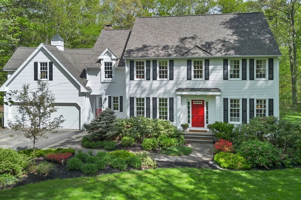 Photo of 825 Brockelman Rd