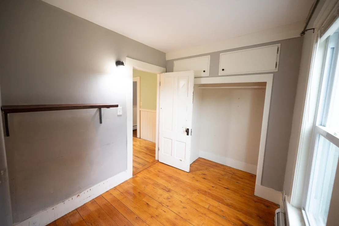 Photo of 119 Everett Ave