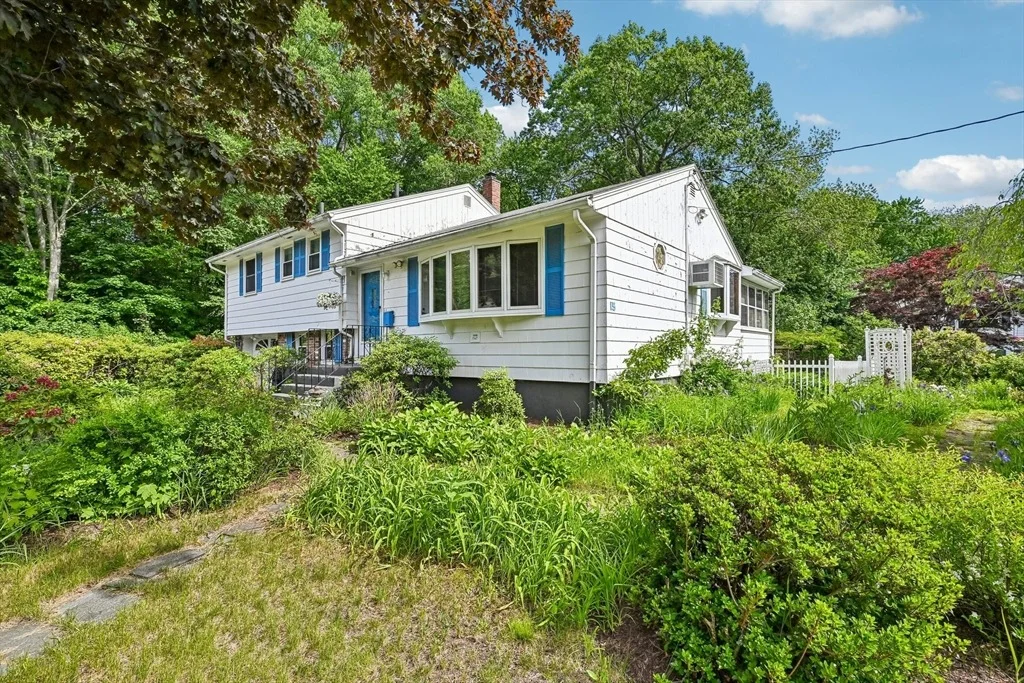 Photo of 15 Dana Rd
