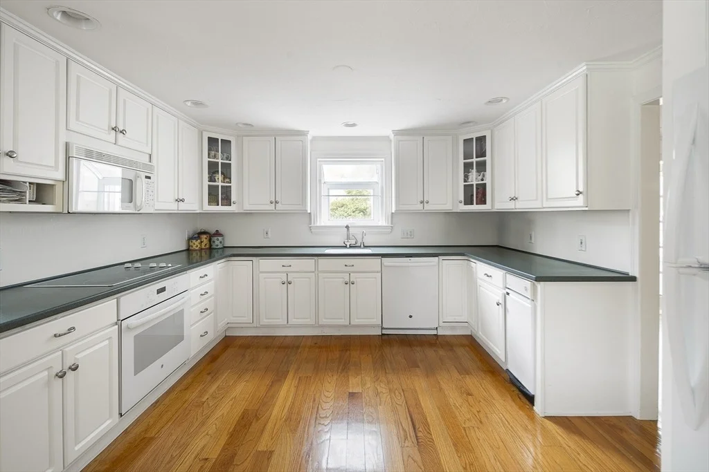 Photo of 15 Del Prete Dr