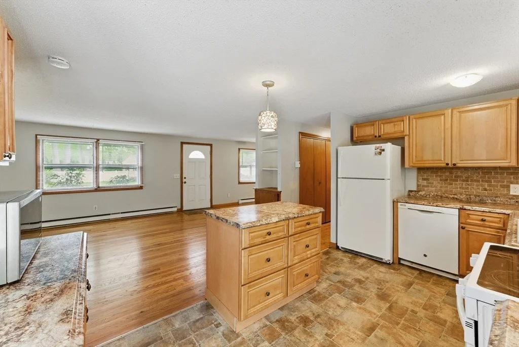 Photo of 215 Pine Acre Road