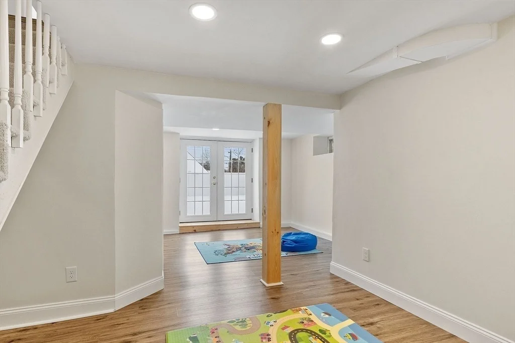 Photo of 232 Lowell St