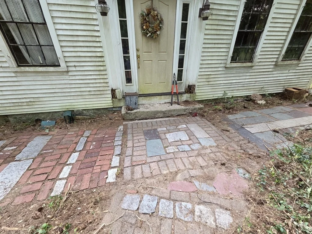 Photo of 425 Main St