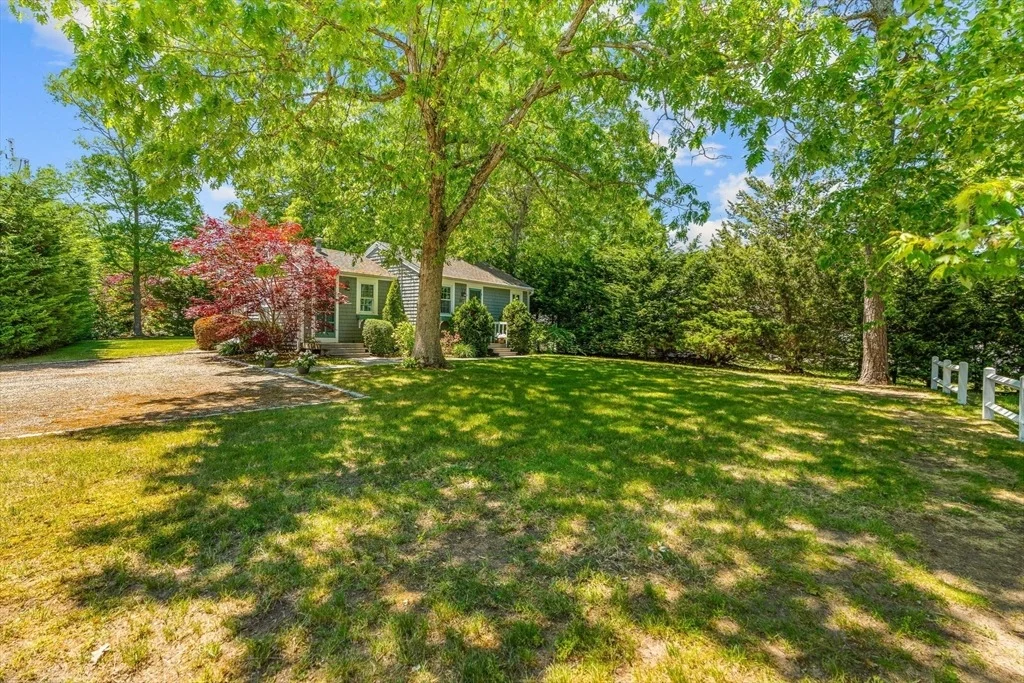 Photo of 157 Wading Place Rd