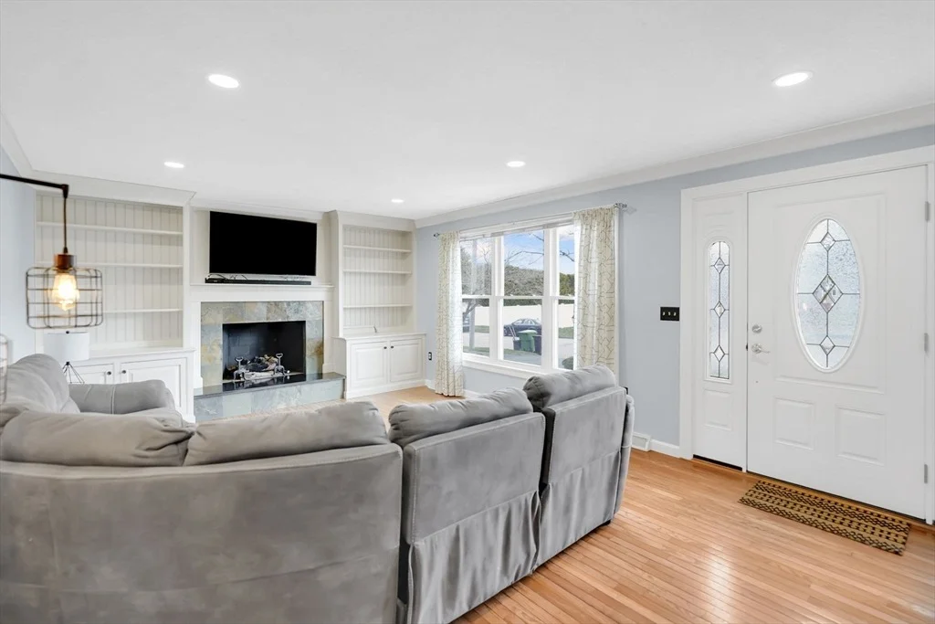 Photo of 135 Nutmeg Cir