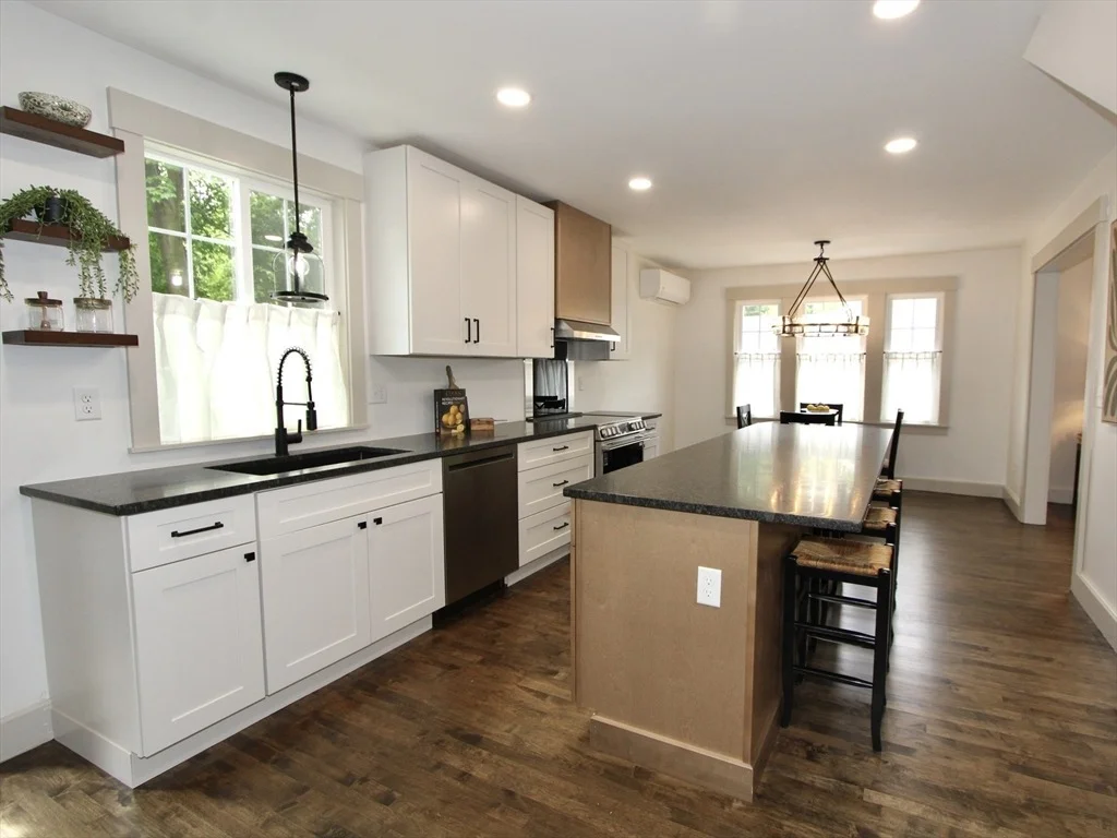 Photo of 7 Albemarle St