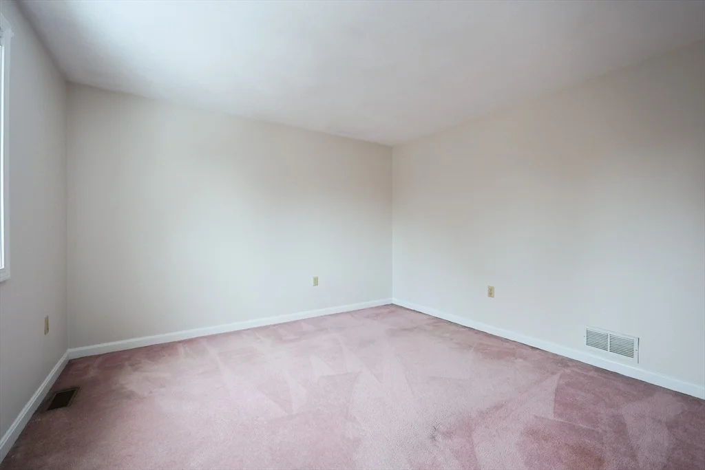 Photo of Unit 6 at 22 Deer Path