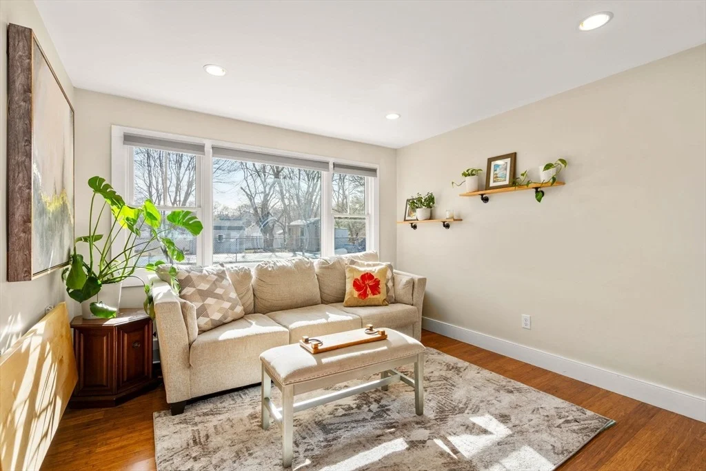 Photo of 11 Sunset Road