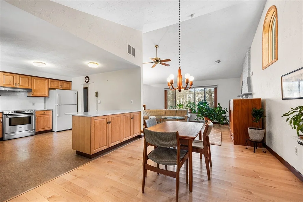 Photo of 90 Sunnyside Ave