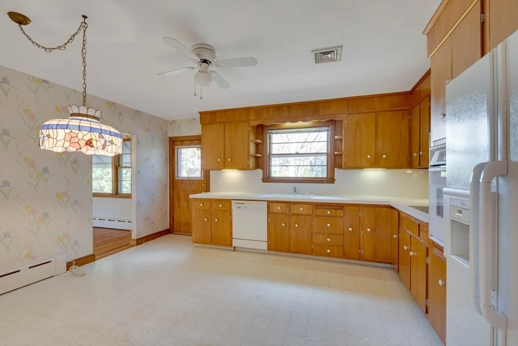 Photo of 5 Longmeadow Rd