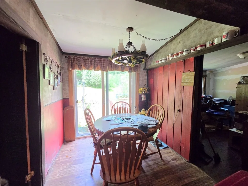 Photo of 851 Wendell Rd