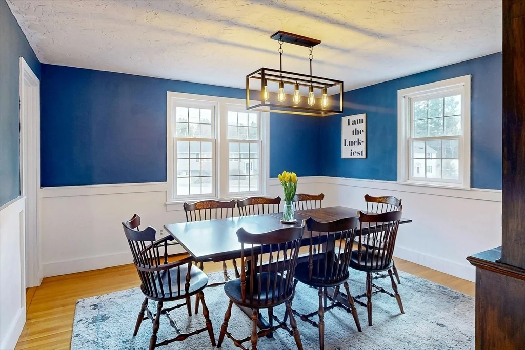 Photo of 65 Colonial Rd