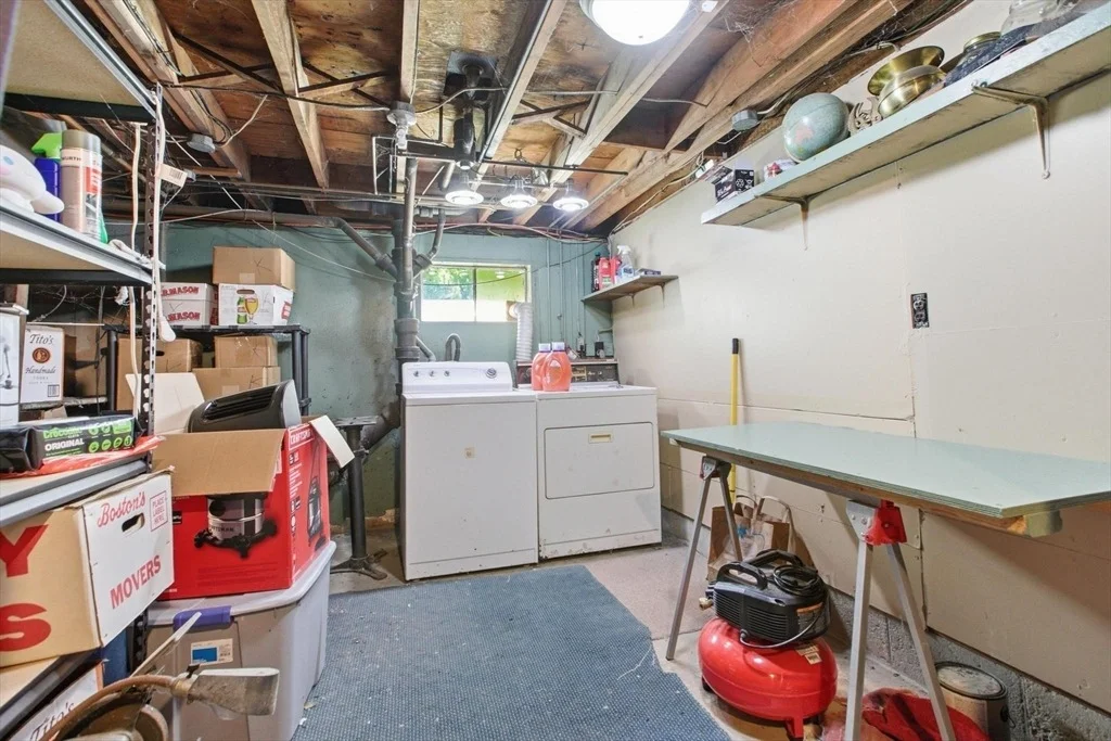 Photo of 152 Lake St