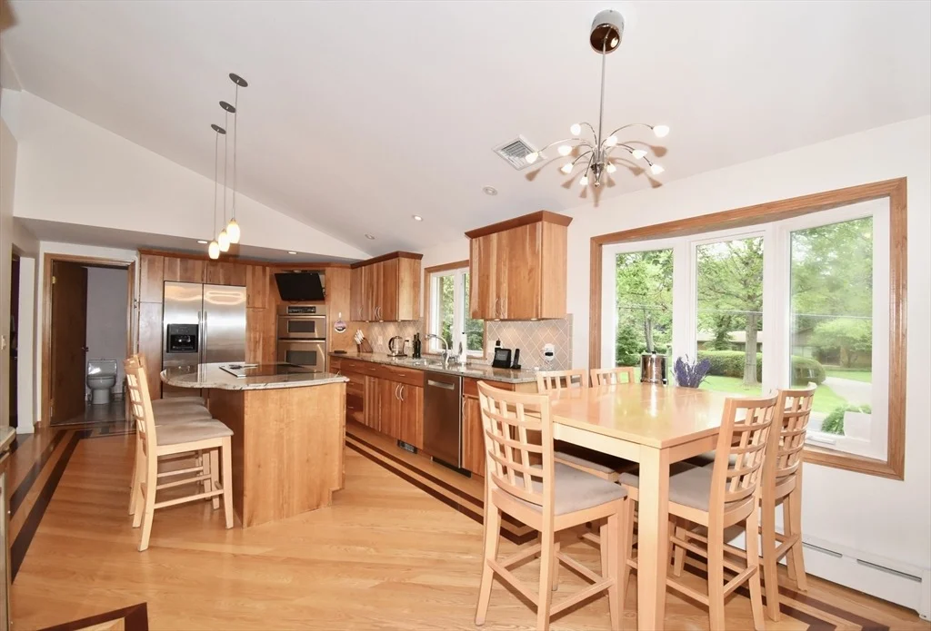 Photo of 166 Primrose Dr