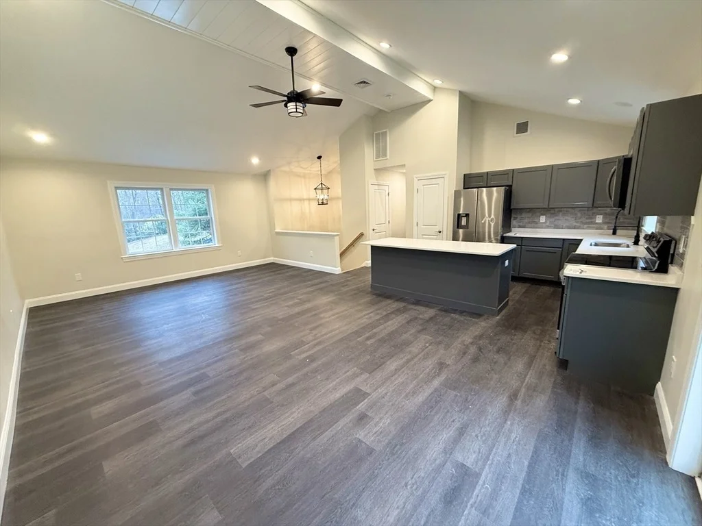 Photo of 80 Alpine Dr