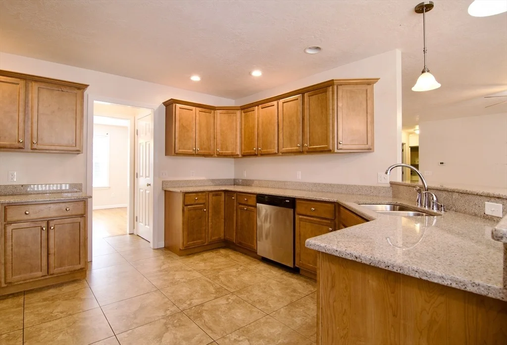 Photo of 114 Barrington Dr