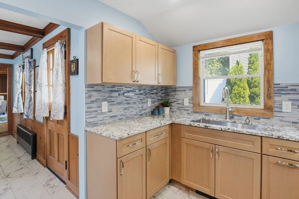 Photo of 35 Edgewater Drive