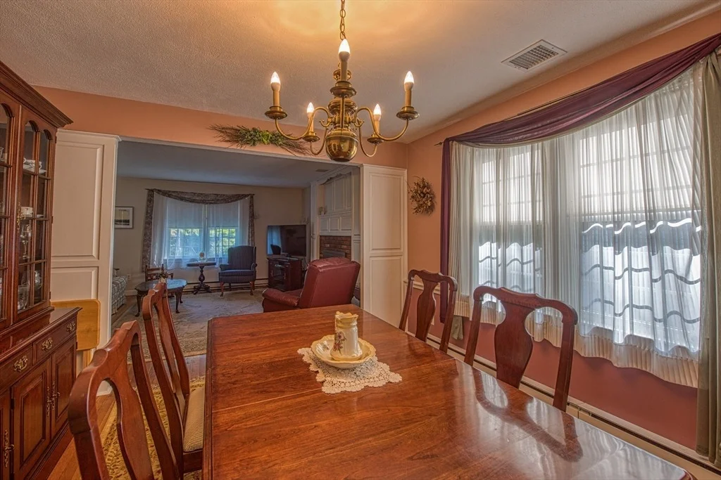 Photo of 25 Laurie Cir