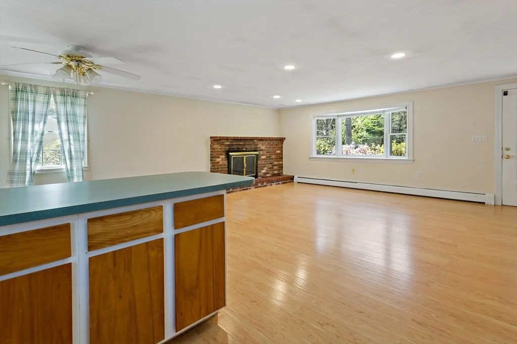 Photo of 1092 Osterville West Barnstable Rd