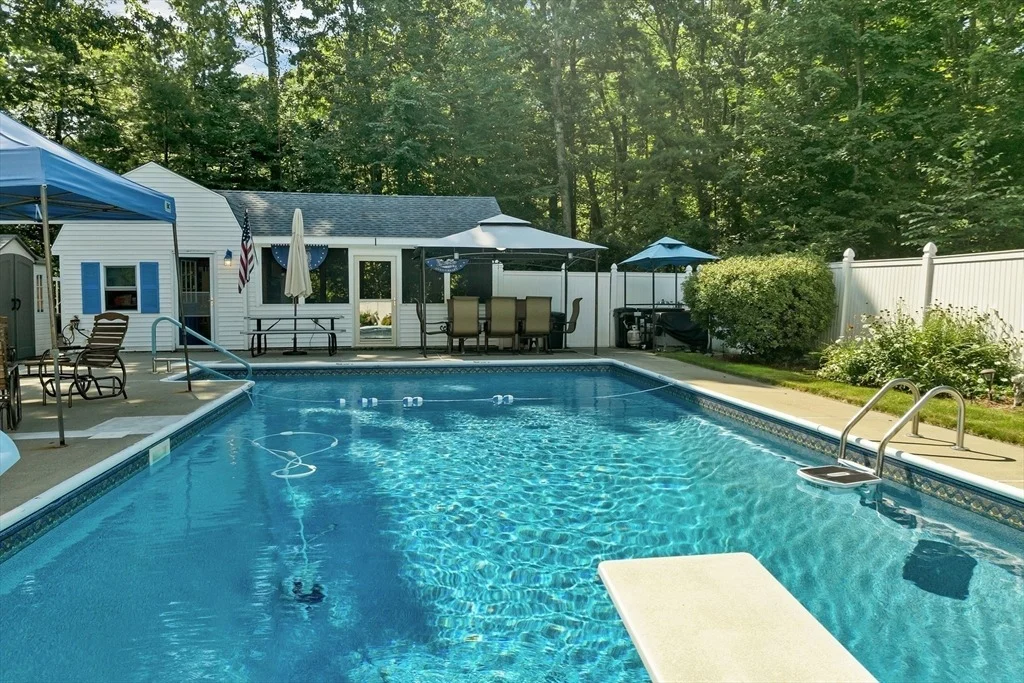 Photo of 160 Pelczar Rd