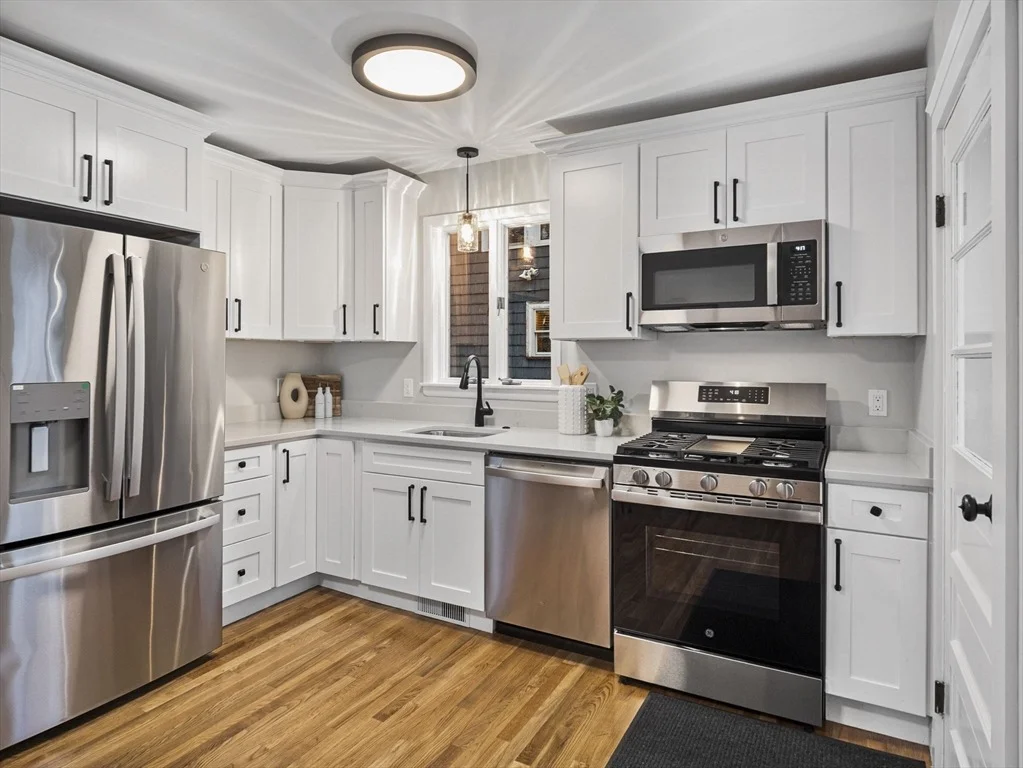 Photo of 13 Dustin St