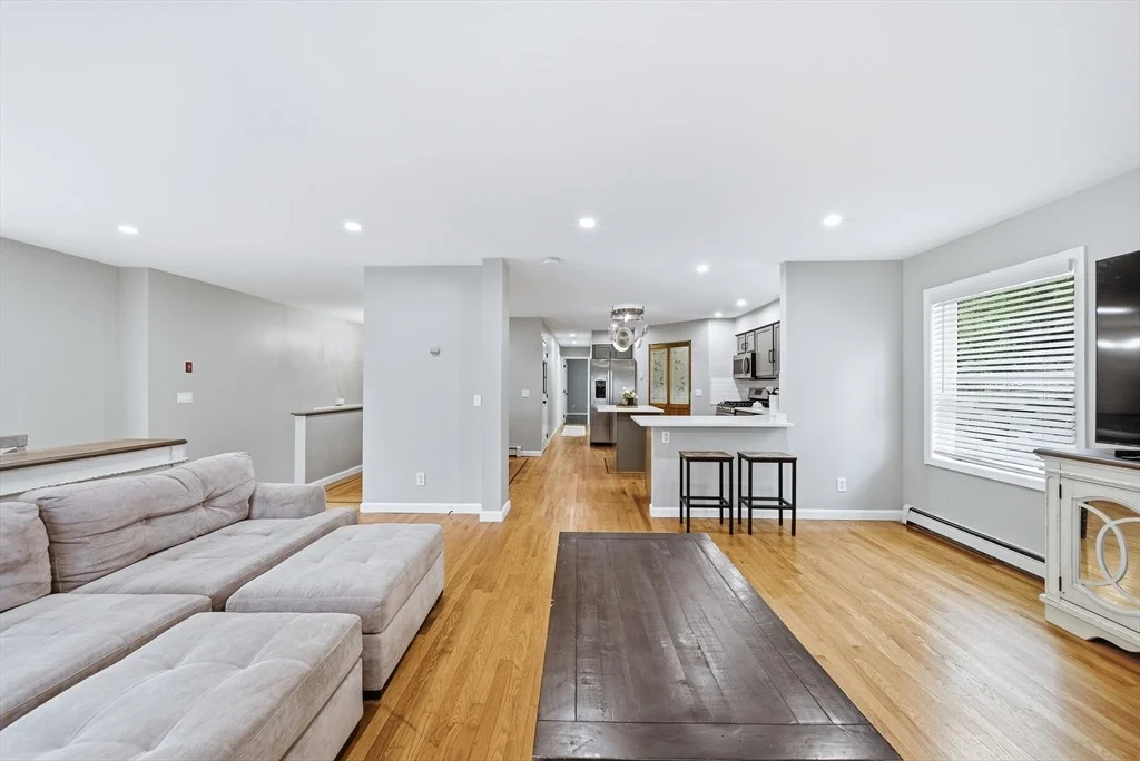 Photo of 89 Webster St