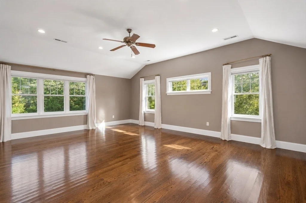 Photo of 175 Schoolmasters Lane