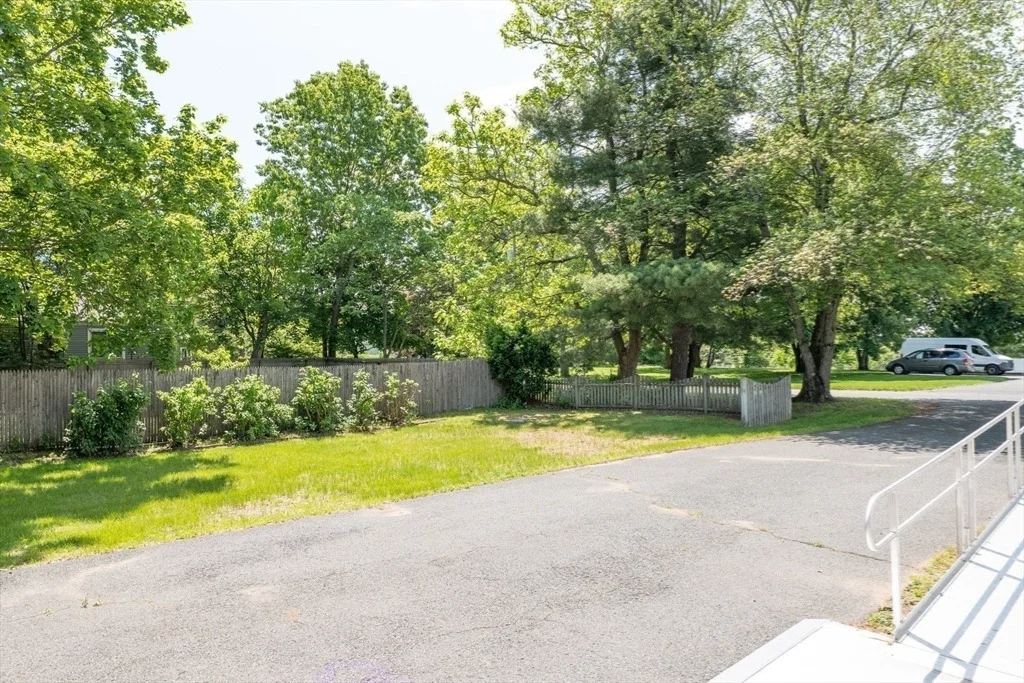 Photo of 20 Forest Ave