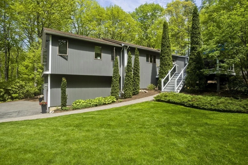 Photo of 21 Birch Ln