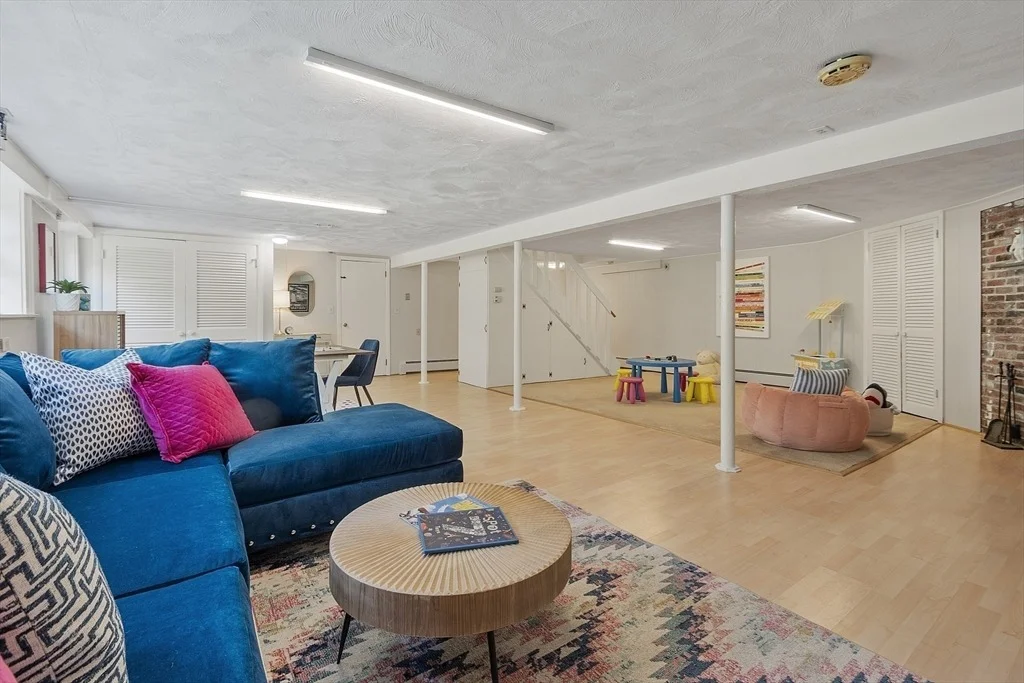 Photo of 415 Arlington St