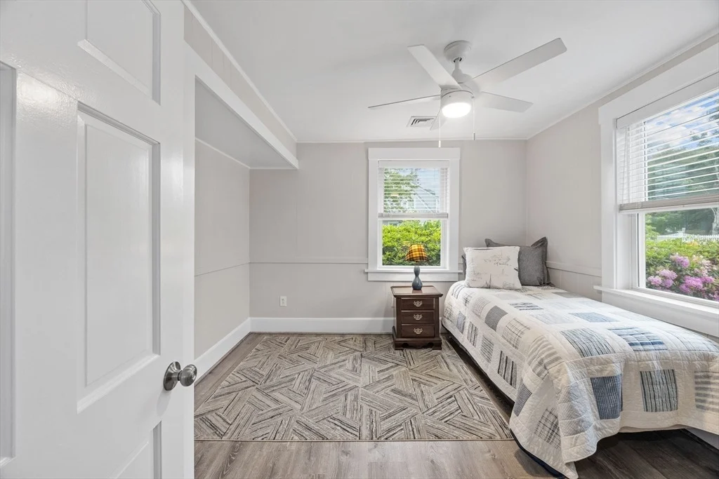 Photo of 24 Cove St