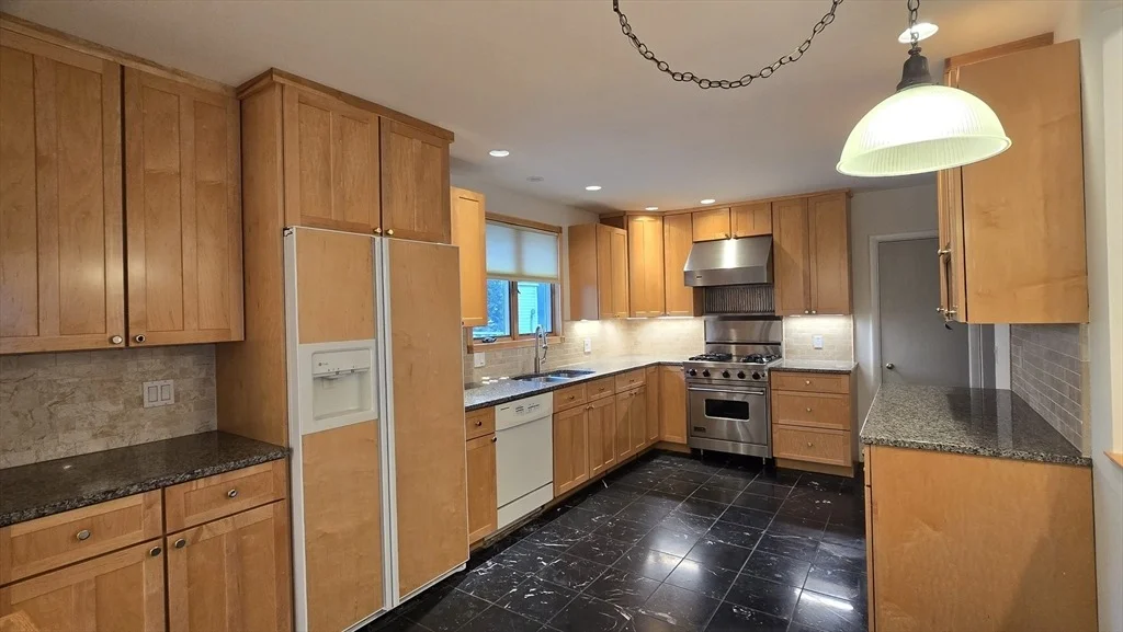 Photo of 91 Mary Ellen Rd