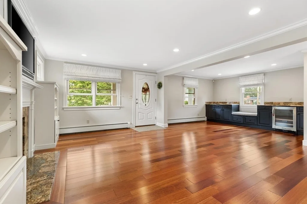 Photo of 144 Kingston Rd
