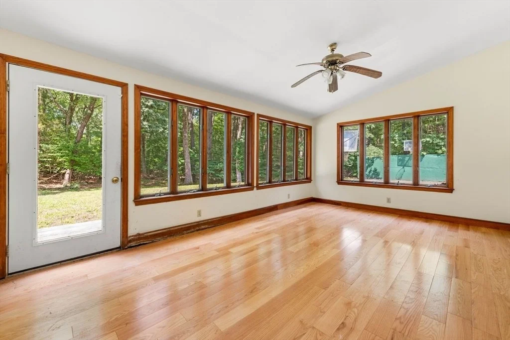 Photo of 95 Lawrence Rd
