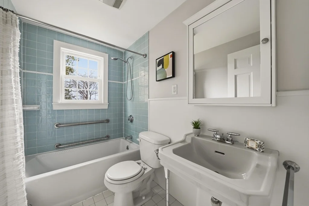 Photo of 26 Wachusett Drive