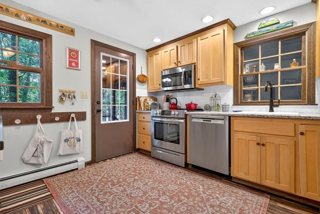 Photo of 9 Spruce Rd