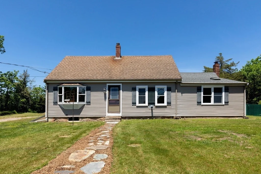 Photo of 189 Blackmore Pond Rd