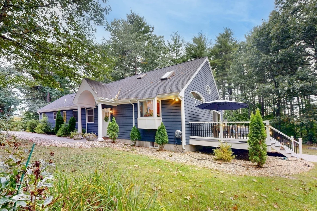 Photo of 345 Lowell St