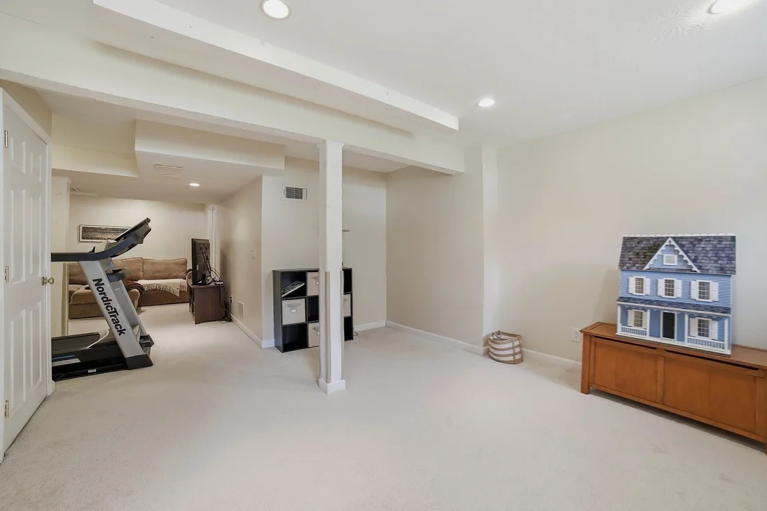 Photo of 72 Palomino Dr