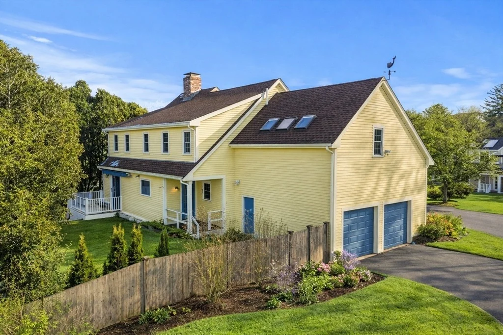 Photo of 55 Roosevelt Ave